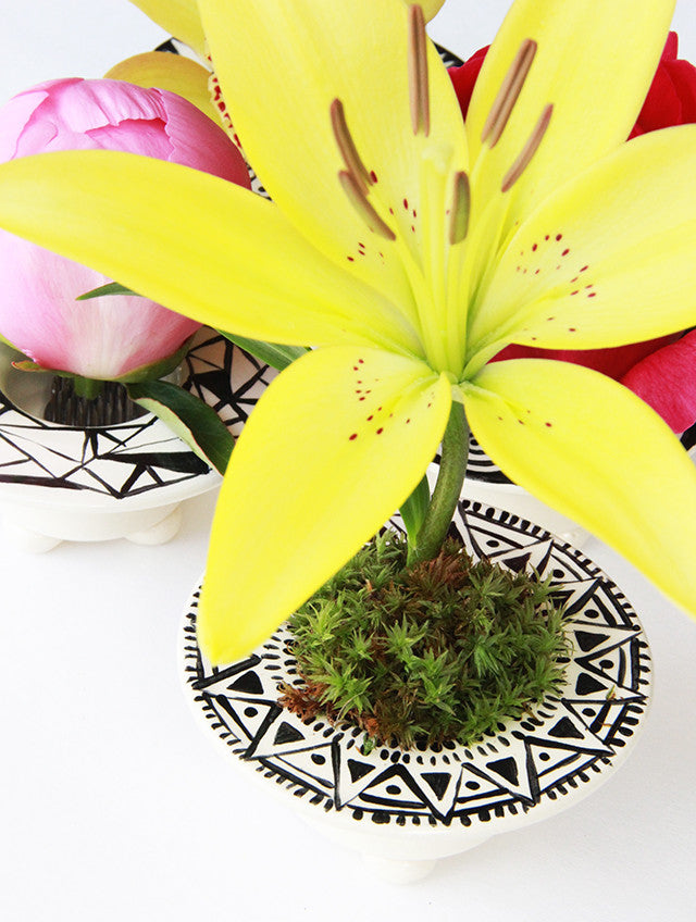pretty little ikebana vase 1