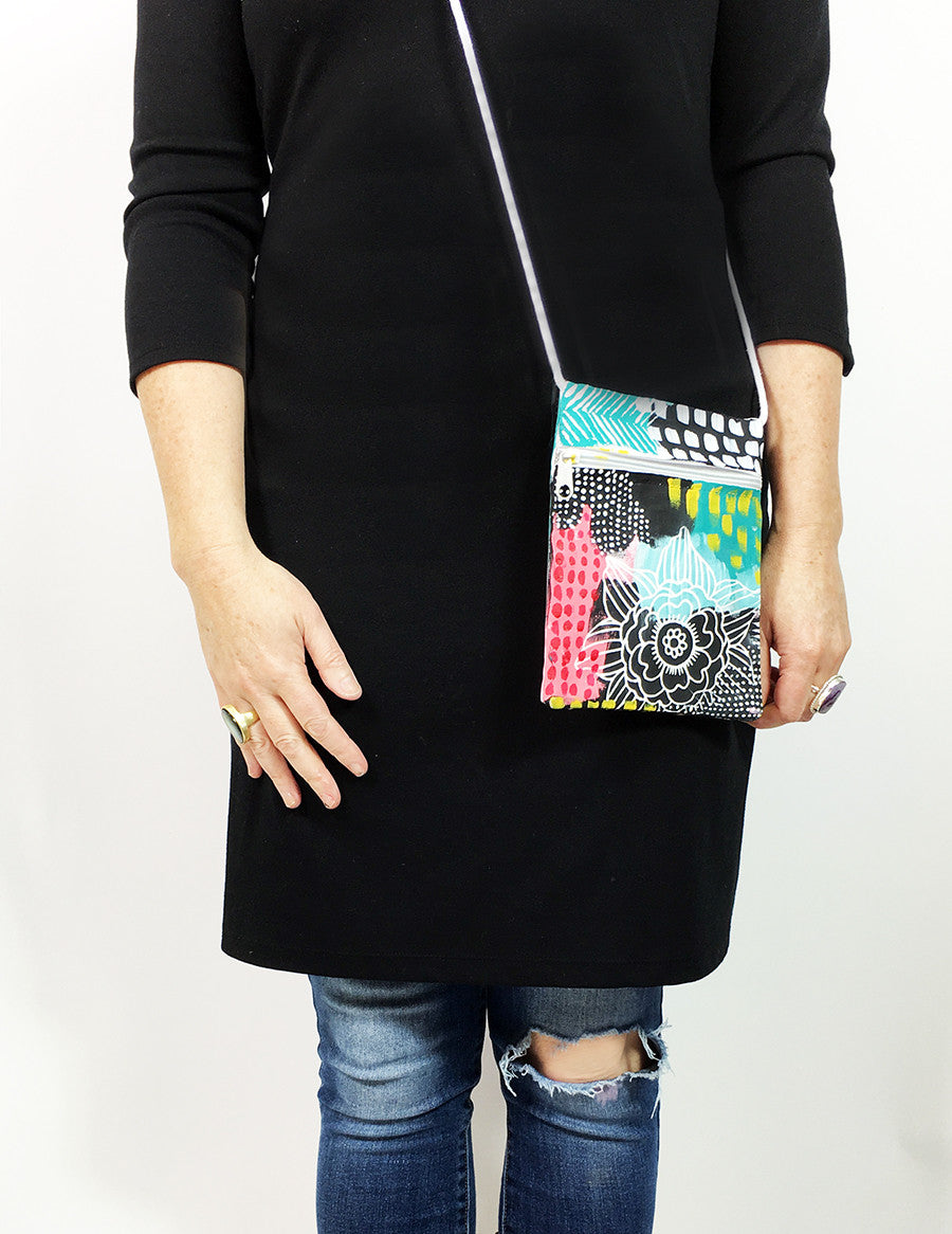messy shoulder bag 7